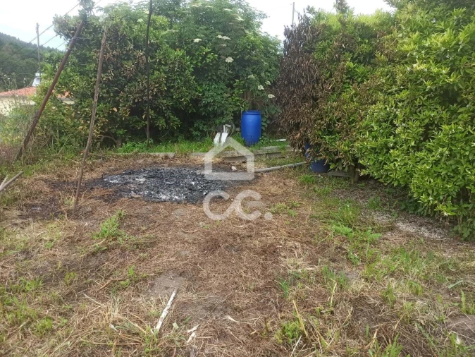 Moradia T1 para Venda em Creixomil Foto 18