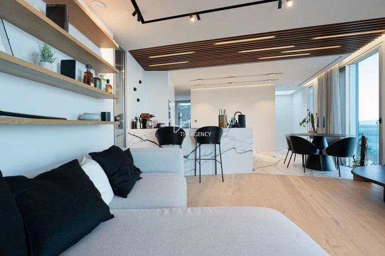 Apartamento T4 para Venda em Arco da Calheta Foto 40