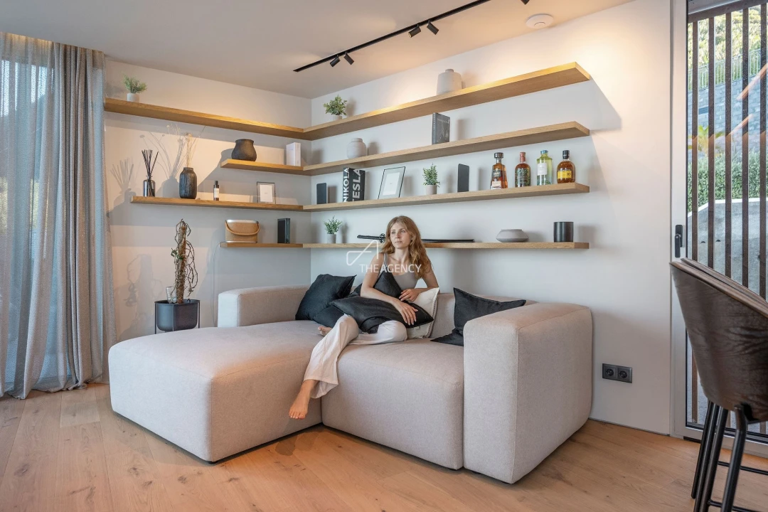 Apartamento T4 para Venda em Arco da Calheta Foto 47