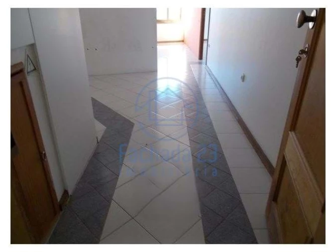 Escritório para Venda em Macedo de Cavaleiros Foto 2