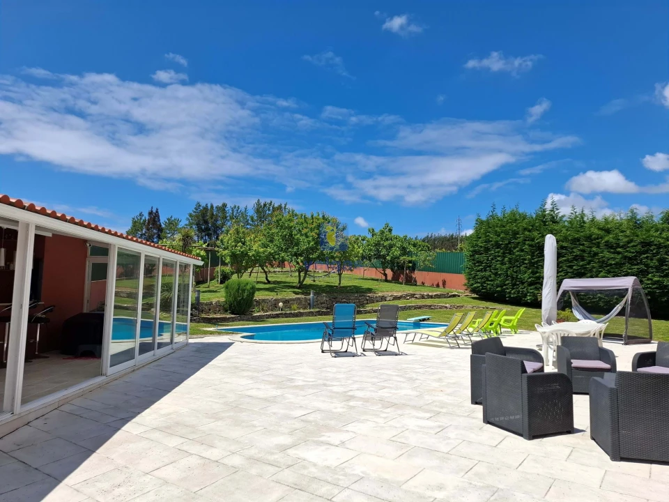 Moradia T5 para Venda em A dos Negros Foto 29