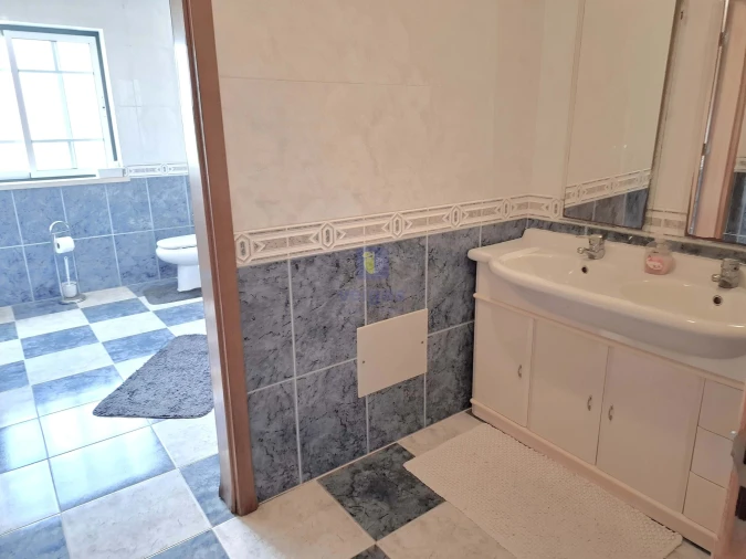 Moradia T5 para Venda em A dos Negros Foto 15