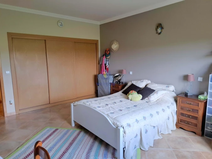 Moradia T5 para Venda em A dos Negros Foto 9