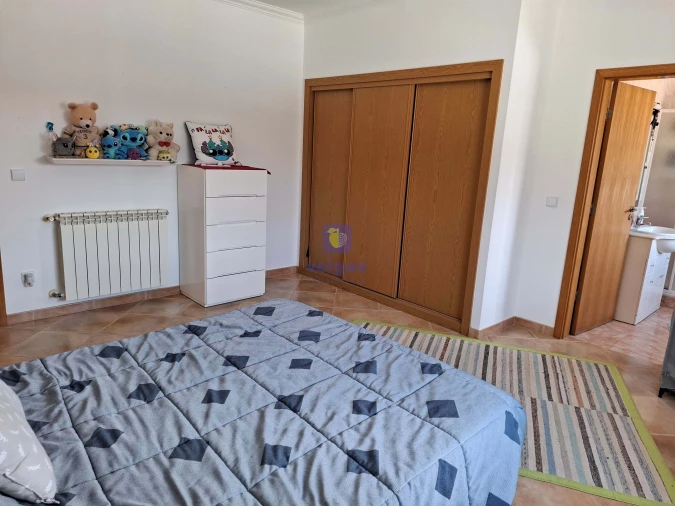 Moradia T5 para Venda em A dos Negros Foto 12