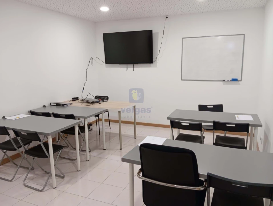 Escritório para Venda em Caldas da Rainha - Santo Onofre e Serra do Bouro Foto 4