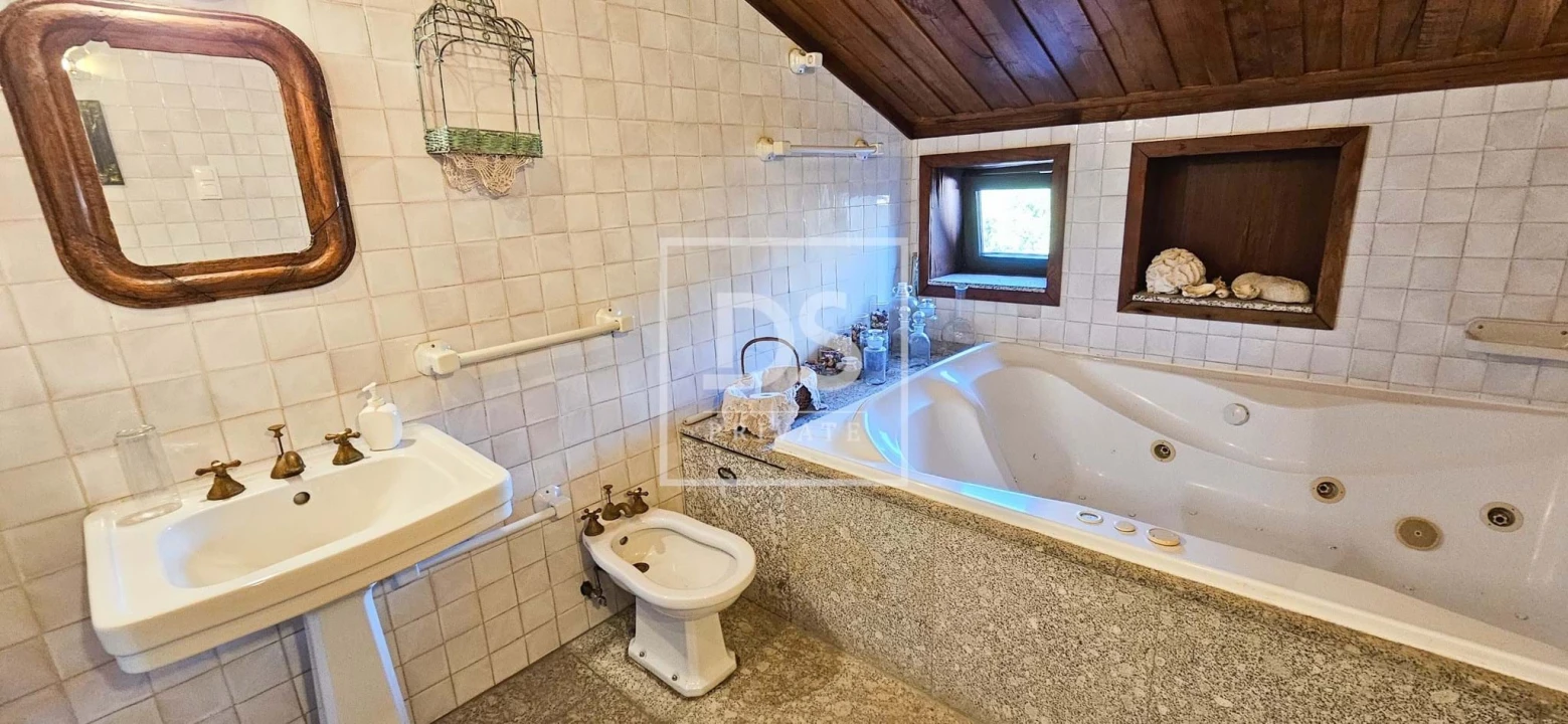 Quinta T9 para Venda em Santa Clara de Louredo Foto 16