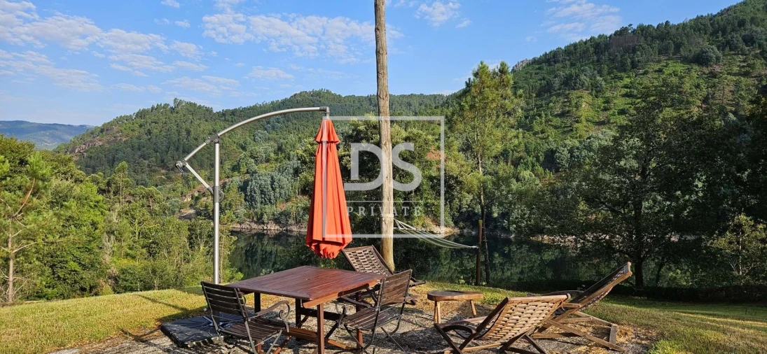 Quinta T9 para Venda em Santa Clara de Louredo Foto 28