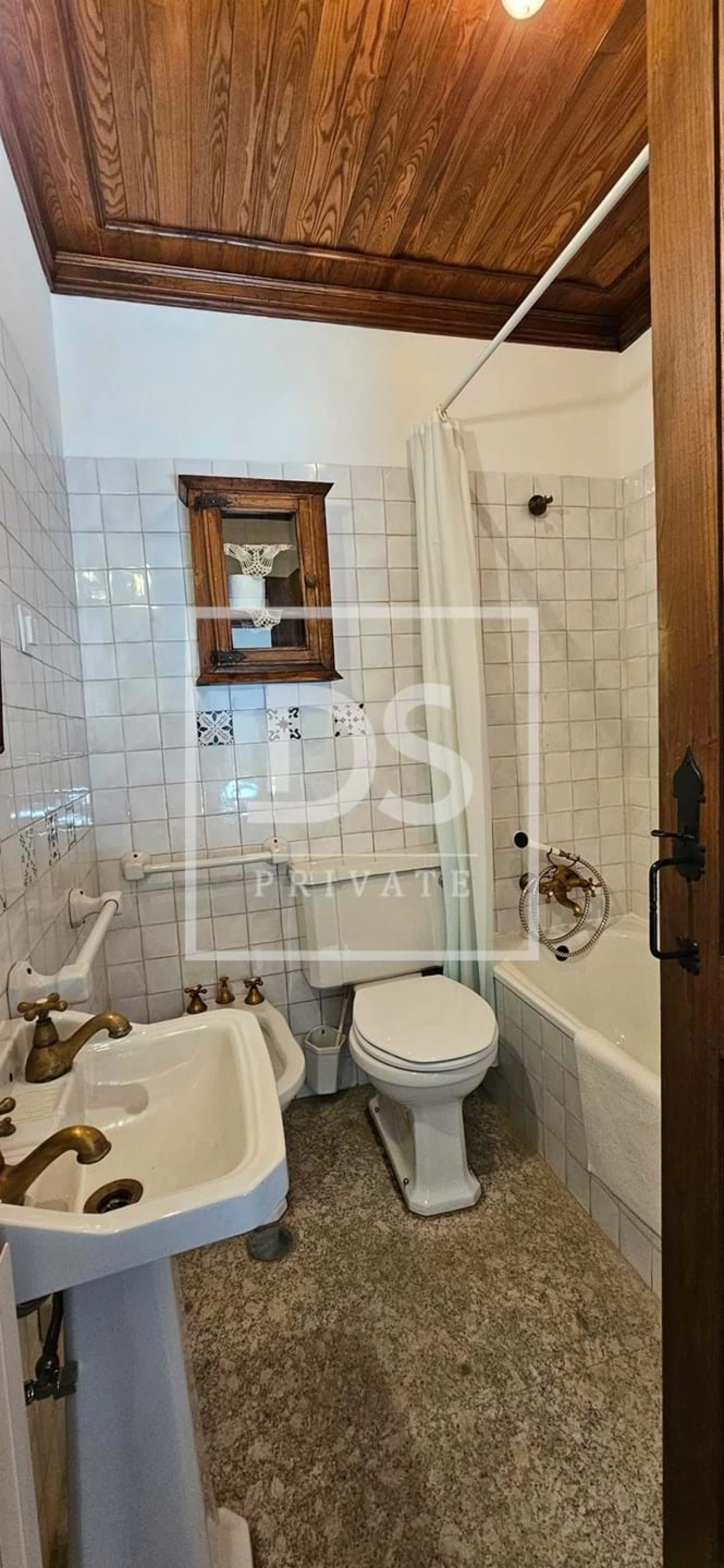 Quinta T9 para Venda em Santa Clara de Louredo Foto 20