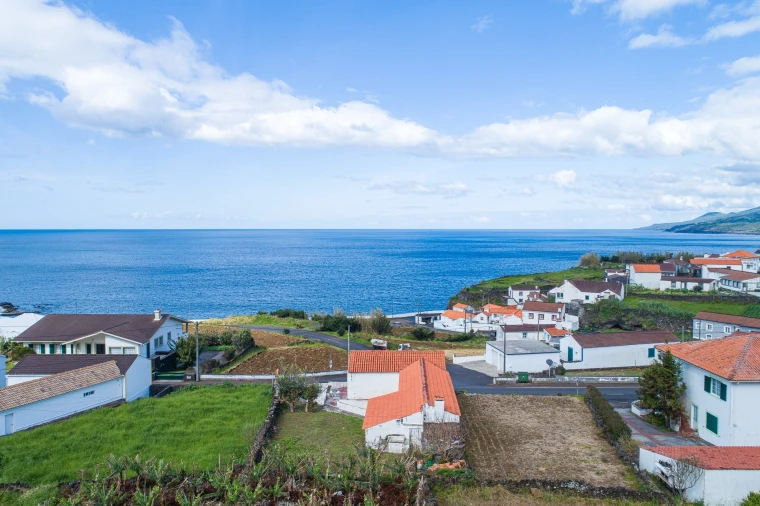 Moradia T5 para Venda em Lajes do Pico Foto 28