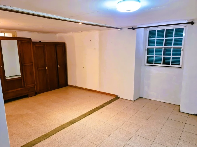 Moradia T5 para Venda em Lajes do Pico Foto 18