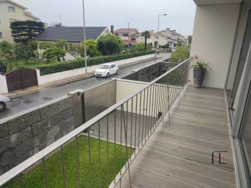Moradia T3 para Venda em Aver-O-Mar, Amorim e Terroso