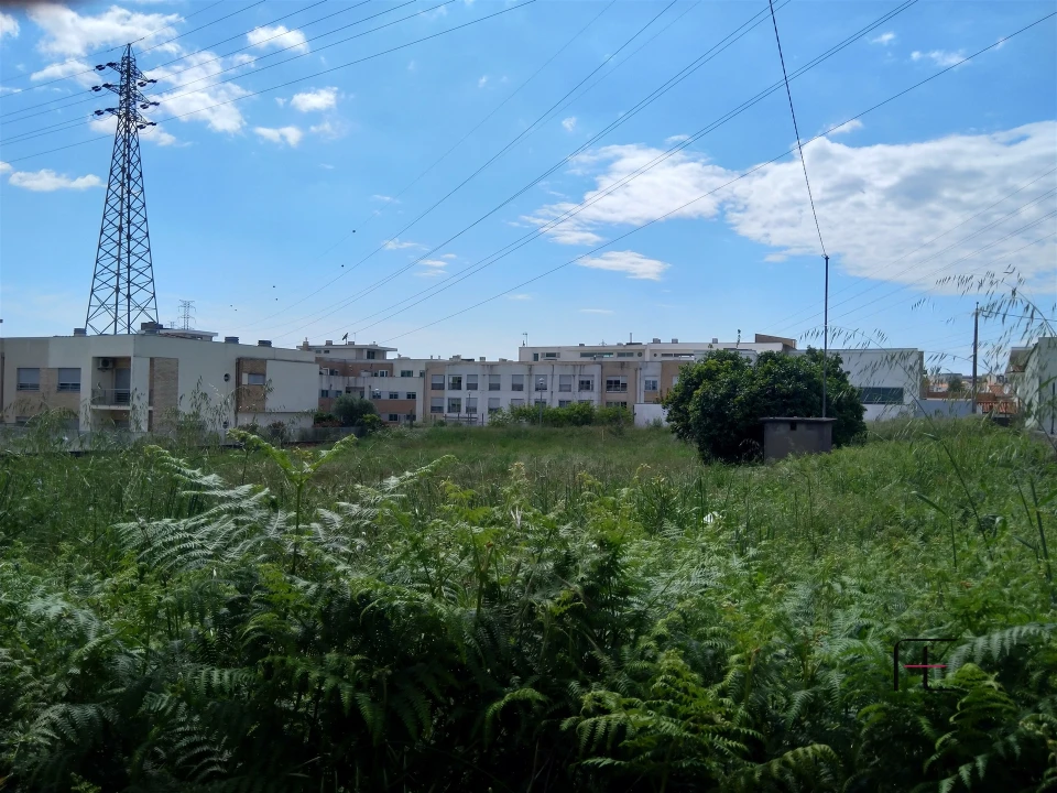 Terreno para Venda em Cidade da Maia Foto 10