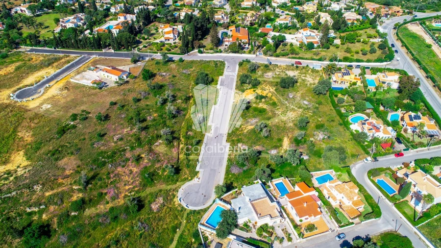 Terreno para Venda em Estômbar e Parchal Foto 3