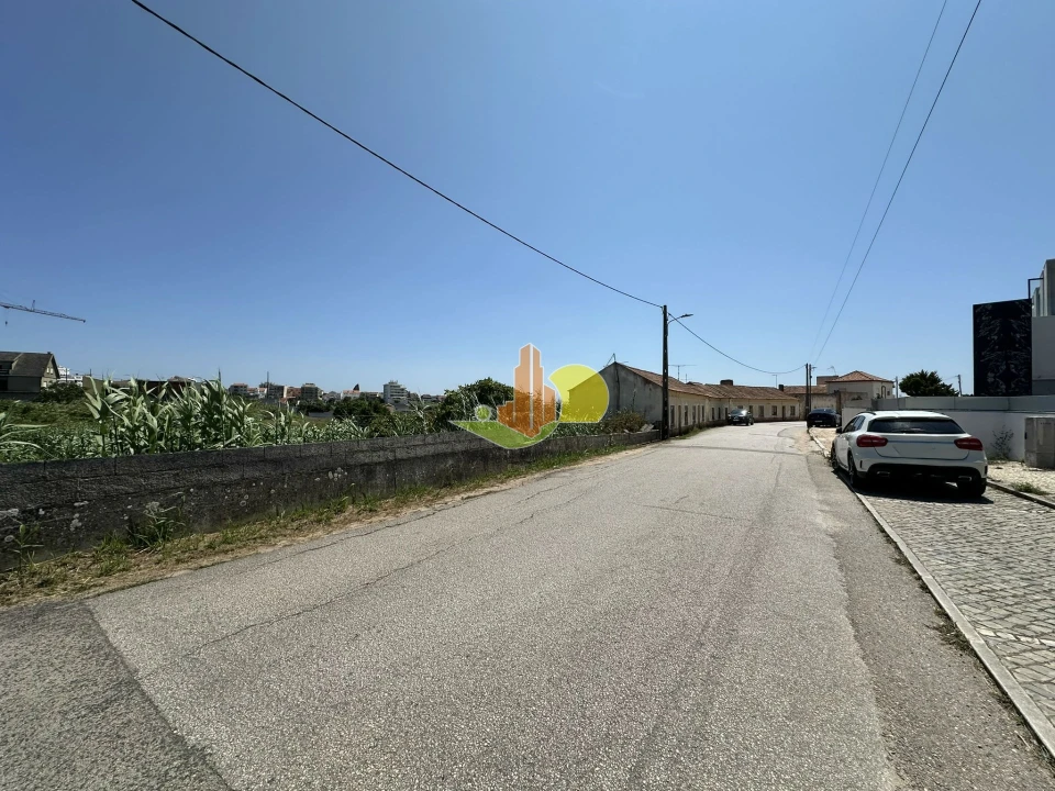 Terreno para Venda em Buarcos Foto 3