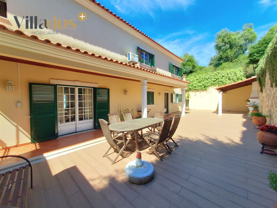 Moradia T5 para Venda em São João Baptista e Santa Maria dos Olivais Foto 13