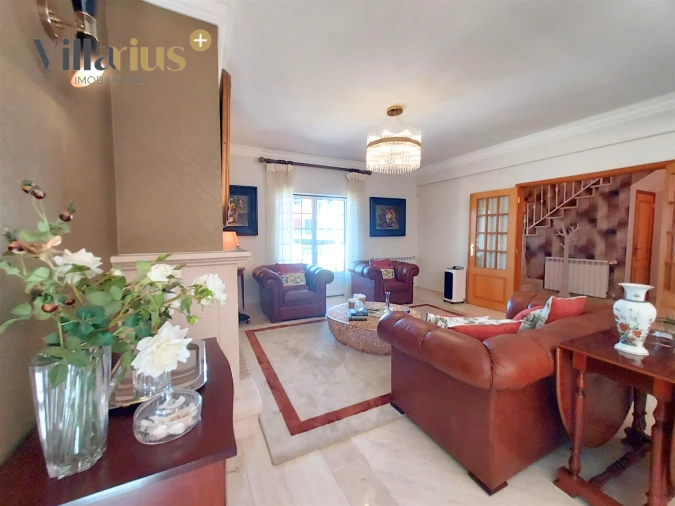 Moradia T5 para Venda em São João Baptista e Santa Maria dos Olivais Foto 21