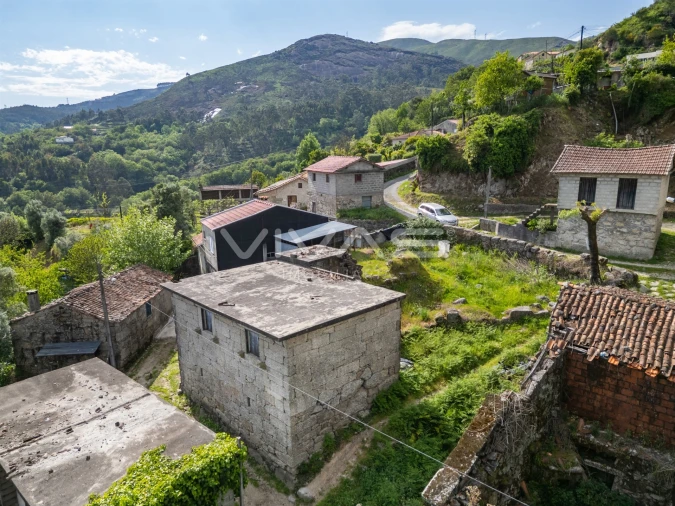 Moradia T0 para Venda em Valdreu Foto 16