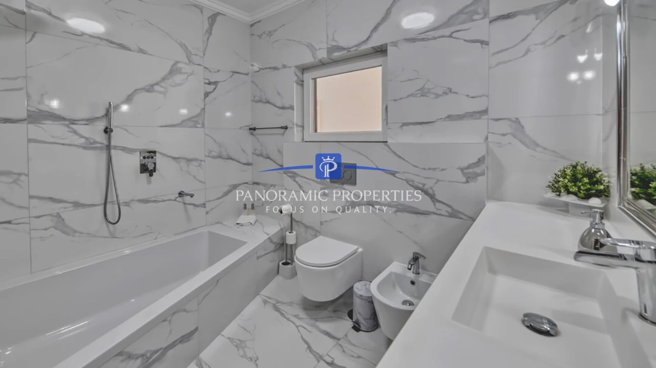 Apartamento T5 para Venda em Porches Foto 13