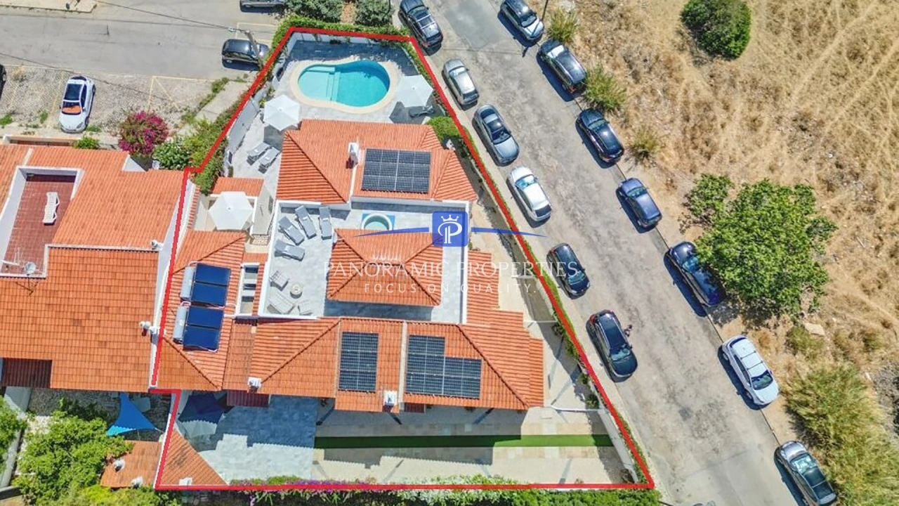 Apartamento T5 para Venda em Porches Foto 25