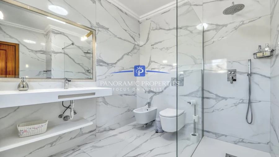 Apartamento T5 para Venda em Porches Foto 18