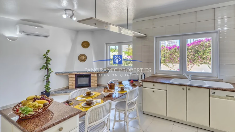 Apartamento T5 para Venda em Porches Foto 9