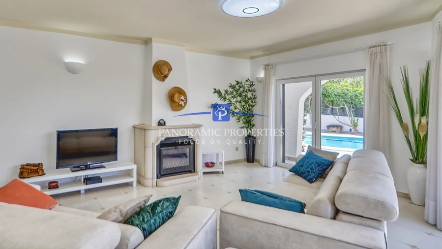 Apartamento T5 para Venda em Porches Foto 5