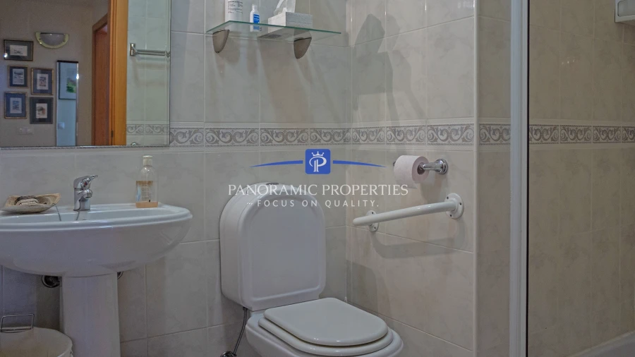 Moradia T4 para Venda em Lagos (São Sebastião e Santa Maria) Foto 16