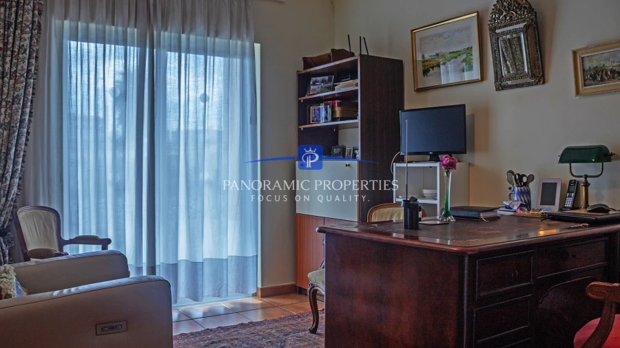 Moradia T4 para Venda em Lagos (São Sebastião e Santa Maria) Foto 17