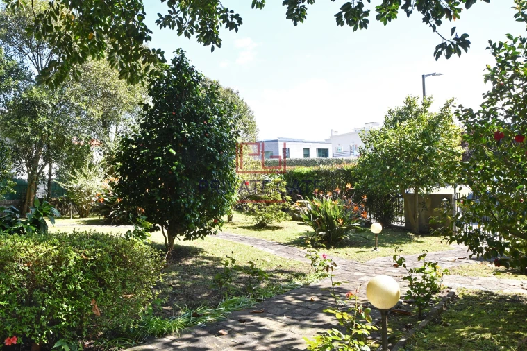 Moradia T7 para Venda em Aldoar, Foz do Douro e Nevogilde Foto 8