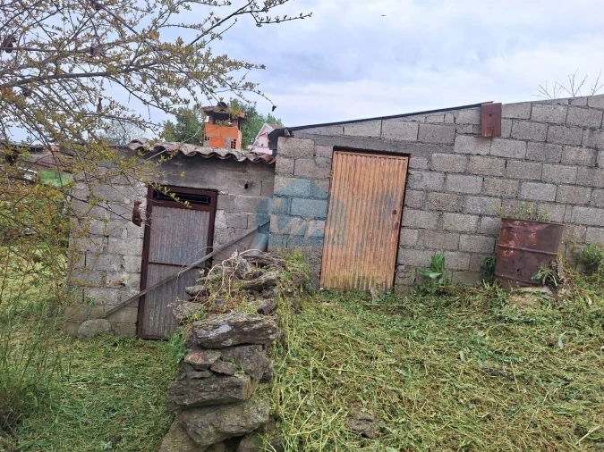 Moradia T2 para Venda em Freixeda e Vila Verde Foto 3