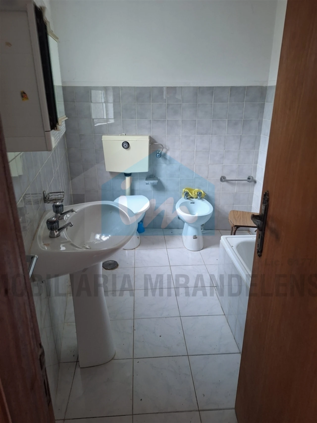 Moradia T2 para Venda em Freixeda e Vila Verde Foto 6