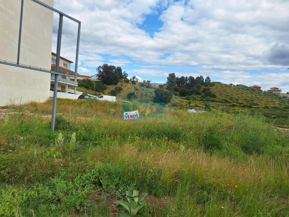 Terreno para Venda em Mirandela Foto 1