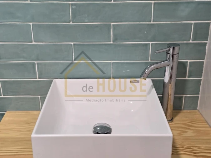 Moradia T3 para Venda em Miragaia e Marteleira Foto 19