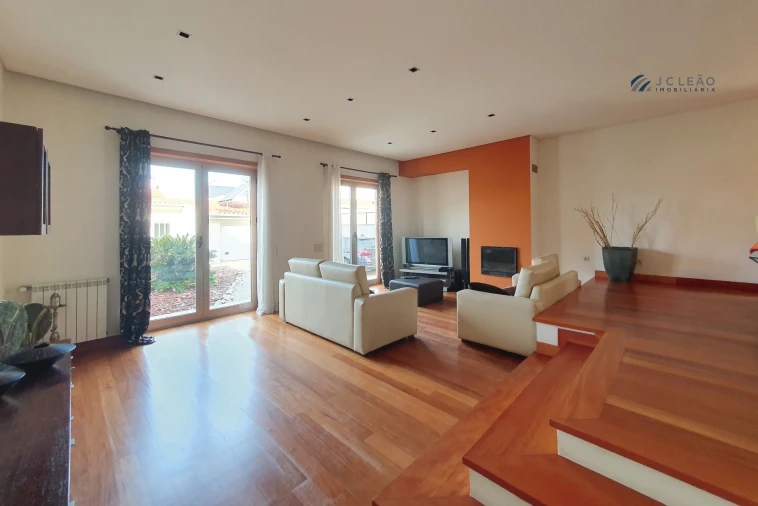 Moradia T4 para Venda em Perafita, Lavra e Santa Cruz do Bispo Foto 7