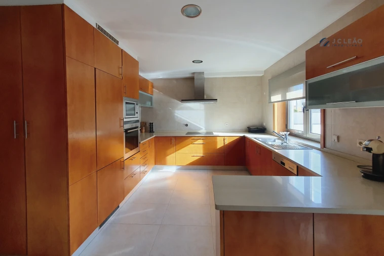 Moradia T4 para Venda em Perafita, Lavra e Santa Cruz do Bispo Foto 2