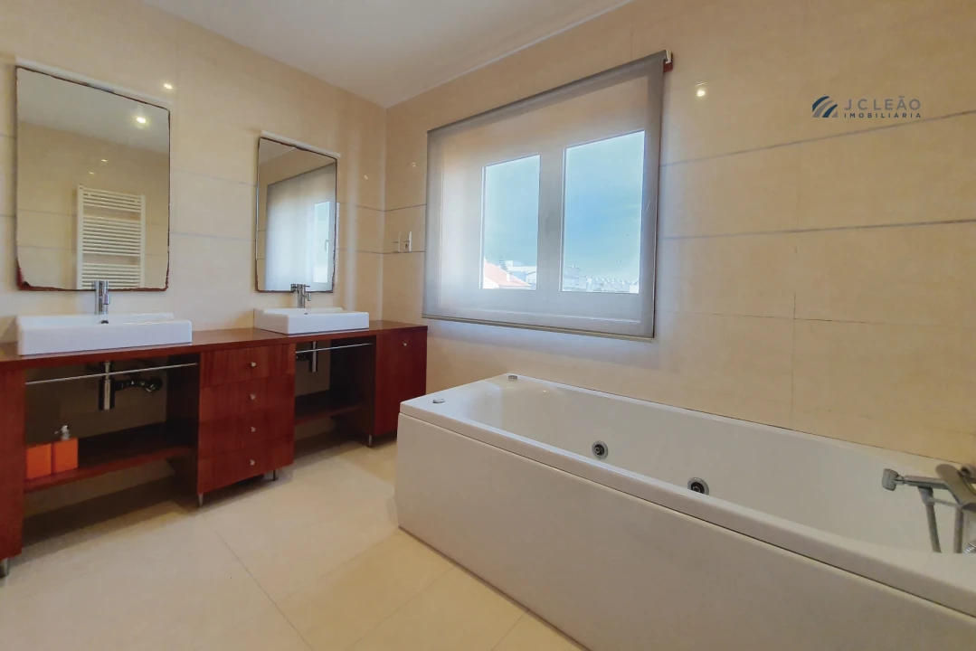 Moradia T4 para Venda em Perafita, Lavra e Santa Cruz do Bispo Foto 17