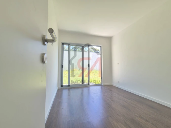 Moradia T3 para Venda em Seroa Foto 13