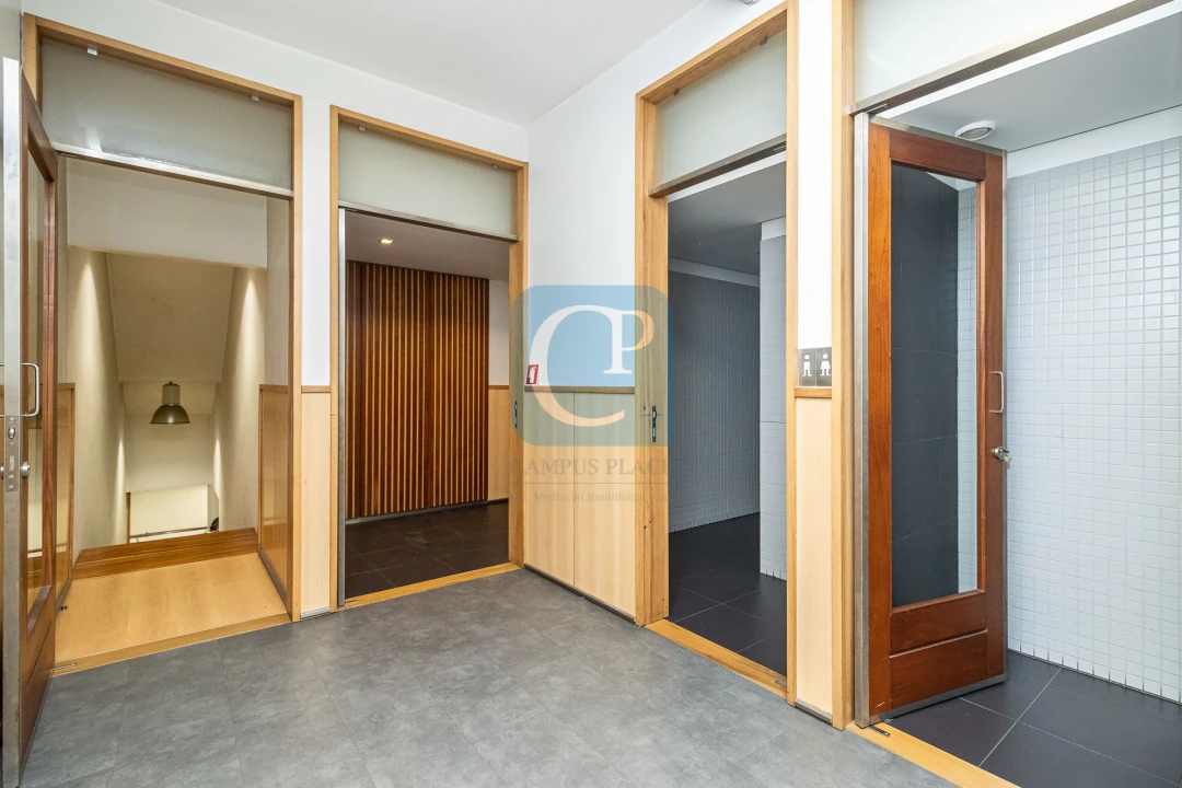 Escritório para Venda em Cedofeita, Santo Ildefonso, Sé, Miragaia, São Nicolau e Vitória Foto 15