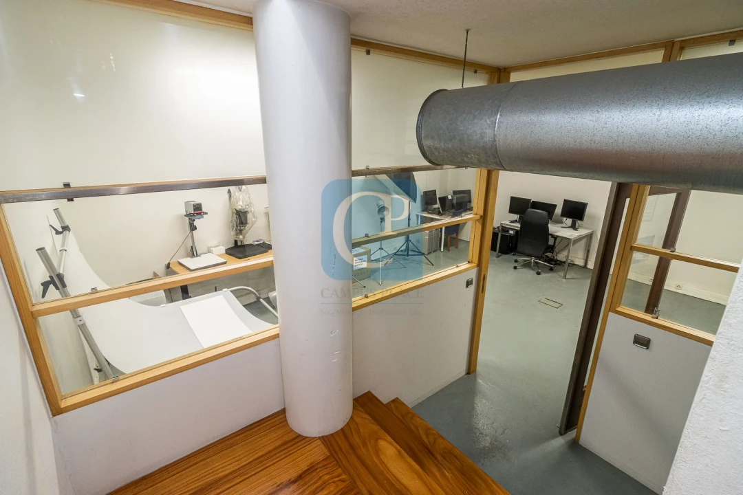 Escritório para Venda em Cedofeita, Santo Ildefonso, Sé, Miragaia, São Nicolau e Vitória Foto 22