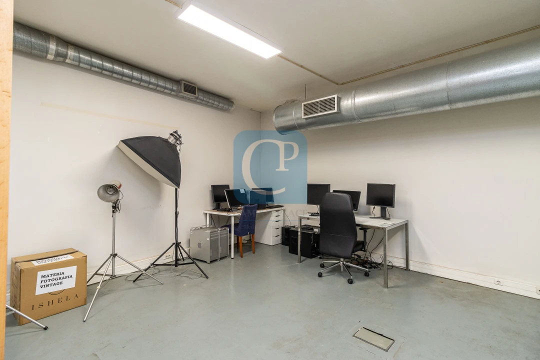 Escritório para Arrendamento em Cedofeita, Santo Ildefonso, Sé, Miragaia, São Nicolau e Vitória Foto 24