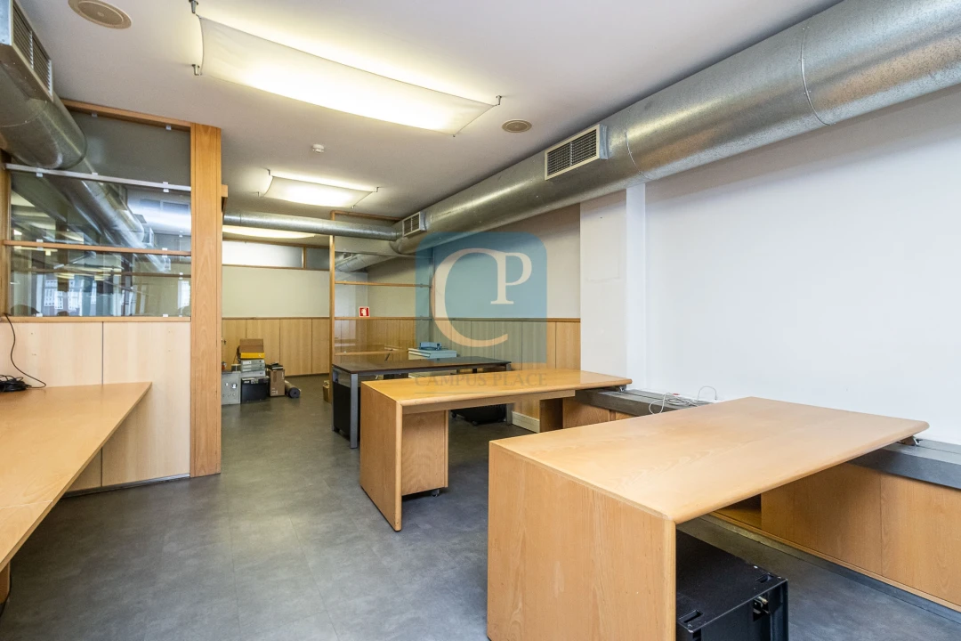 Escritório para Arrendamento em Cedofeita, Santo Ildefonso, Sé, Miragaia, São Nicolau e Vitória Foto 7