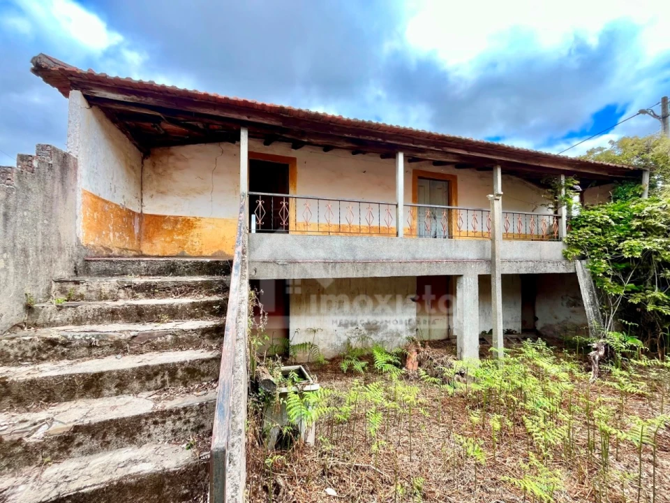 Moradia T2 para Venda em Campelo Foto 6