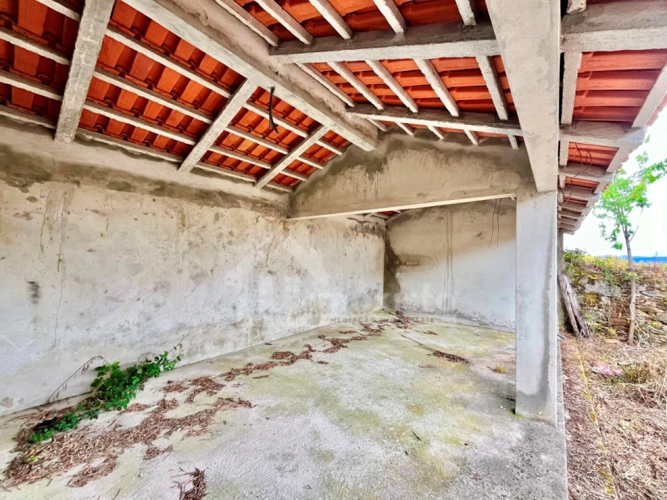 Moradia T2 para Venda em Campelo Foto 11