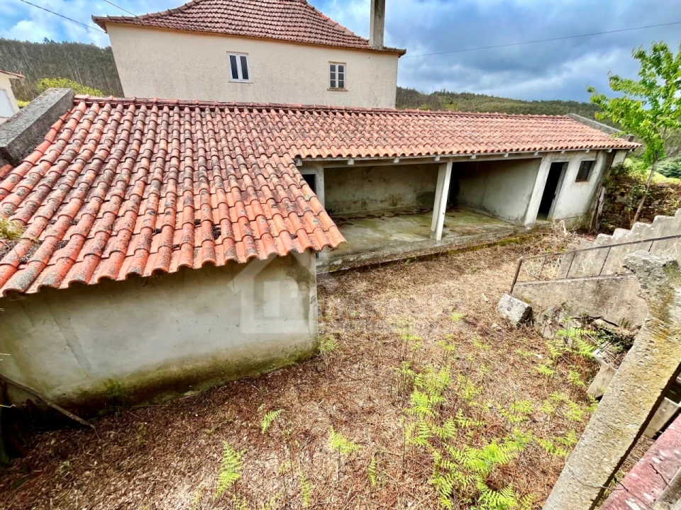 Moradia T2 para Venda em Campelo Foto 21