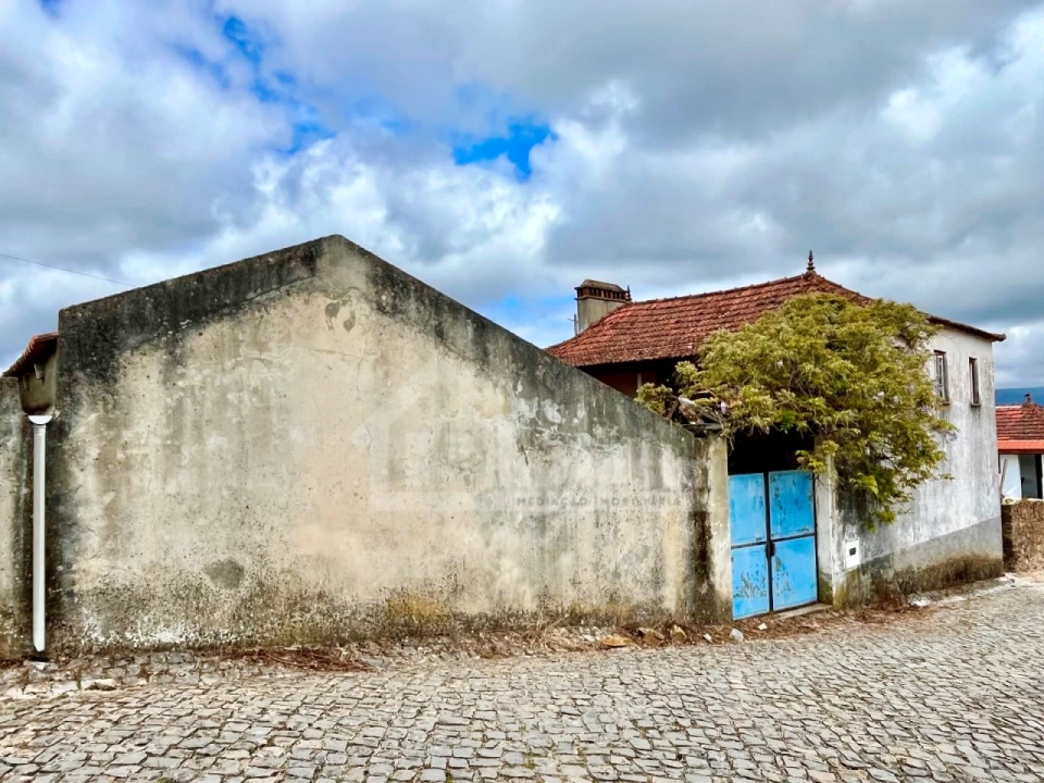 Moradia T2 para Venda em Campelo Foto 25