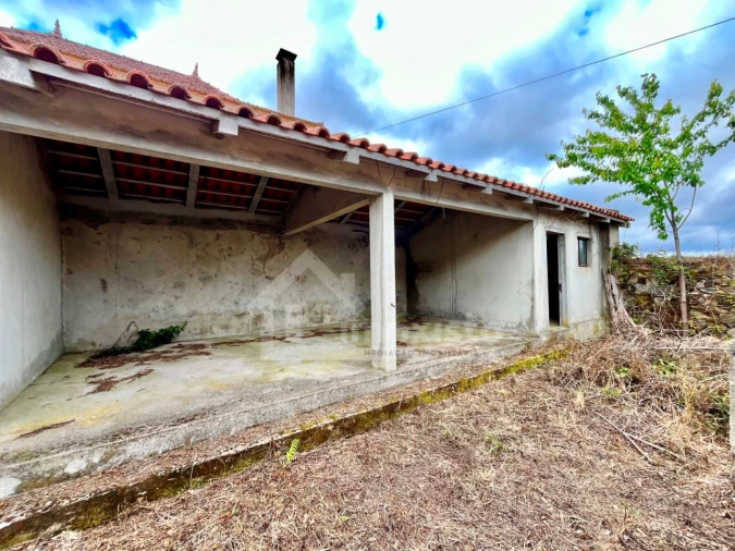 Moradia T2 para Venda em Campelo Foto 7