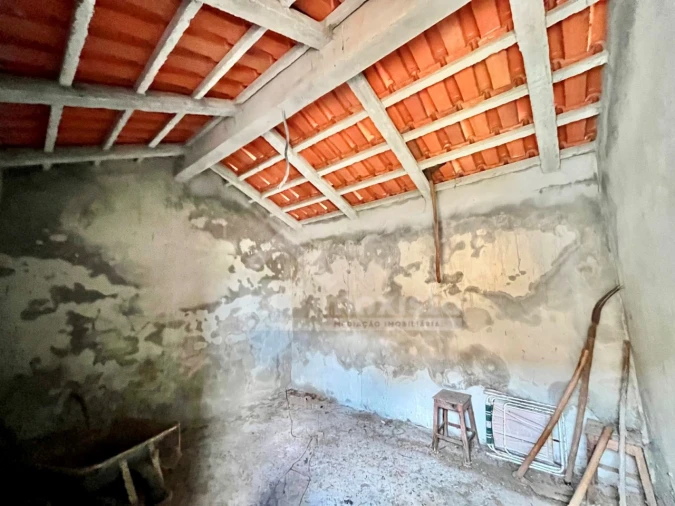 Moradia T2 para Venda em Campelo Foto 10