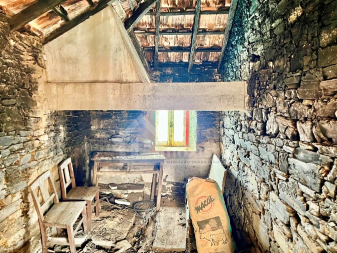 Moradia T2 para Venda em Campelo Foto 23