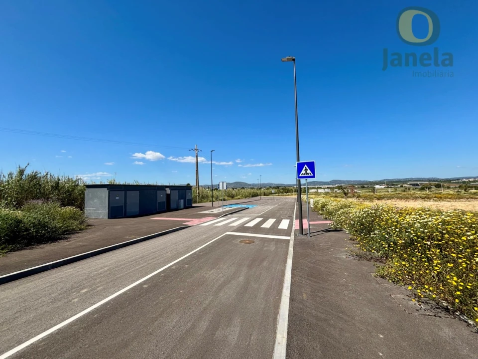 Terreno para Venda em Faro (Sé e São Pedro) Foto 5