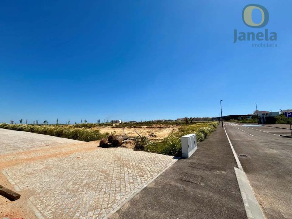Terreno para Venda em Faro (Sé e São Pedro) Foto 16